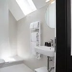 Du Dragon Hotel